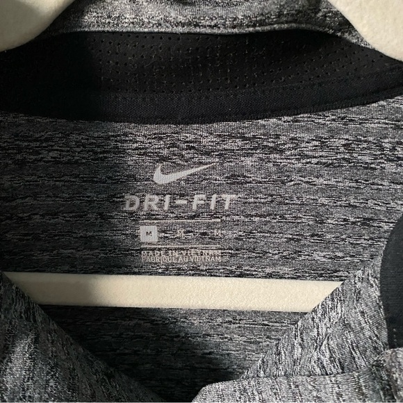 Nike Men's Heathered Black Gray Polo Shirt M - Picture 3 of 6